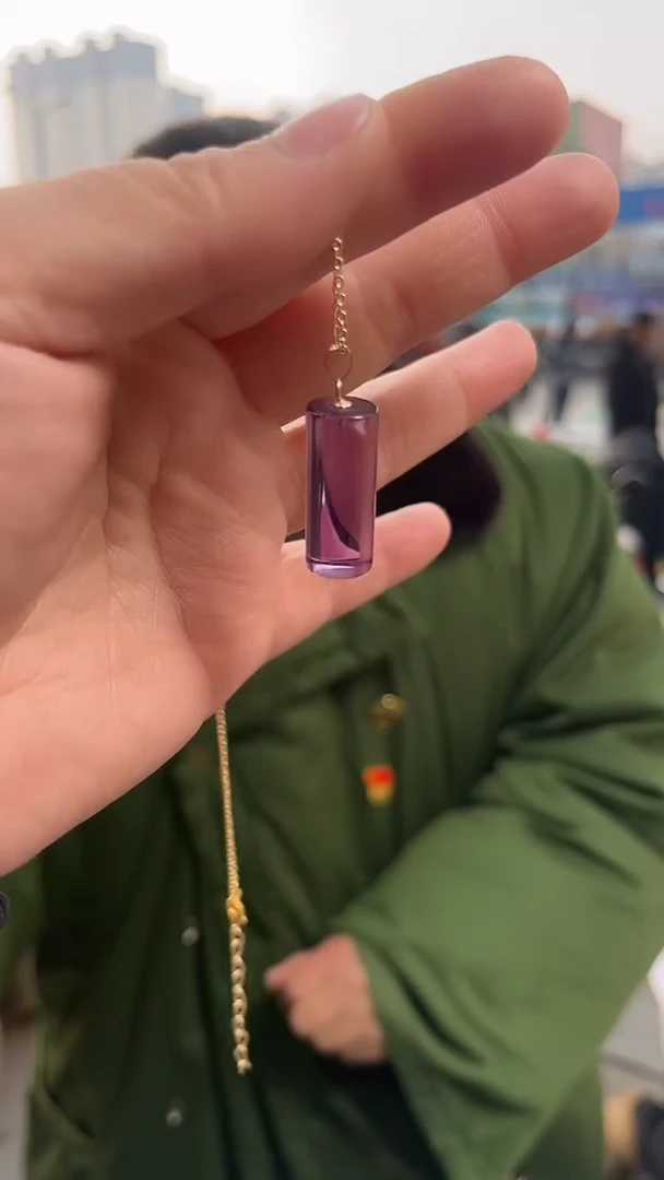 【闪购商品】紫晶吊坠(赠链)未镶嵌天然多样性发一