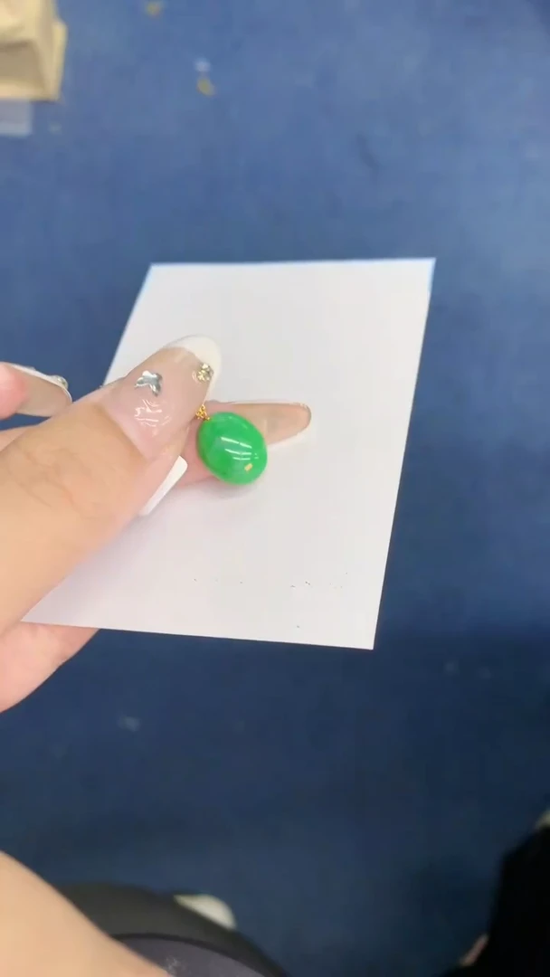 翡翠18K金镶嵌吊坠(不含链)1