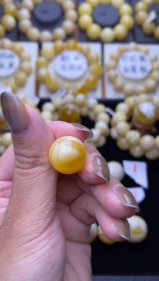 裸石琥珀未镶嵌大小姐珠宝49