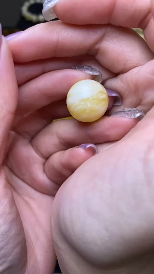 【闪购商品】琥珀裸石未镶嵌葵. 87