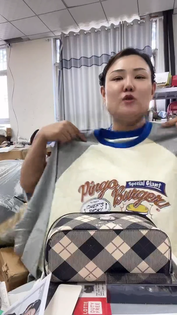 牦牛剖层皮革琪老板女包1号店超好看发图片款汉堡卫衣