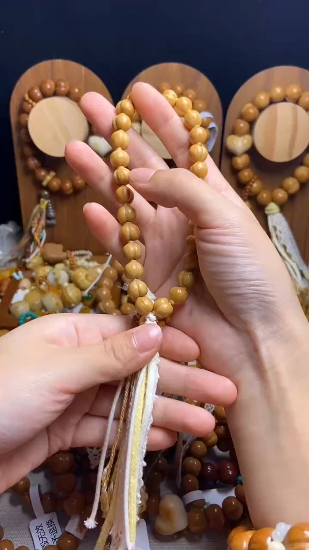 手串猴头核桃青**水全品小馒头爱心橄榄壳吊坠悟道白跑环奶油风