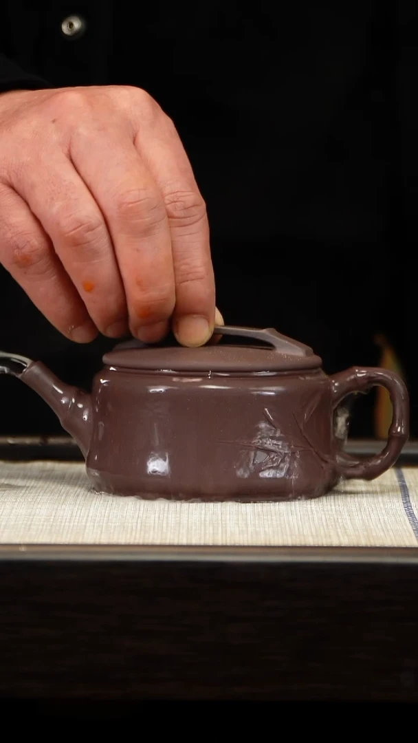 茶壶紫砂四底竹韵