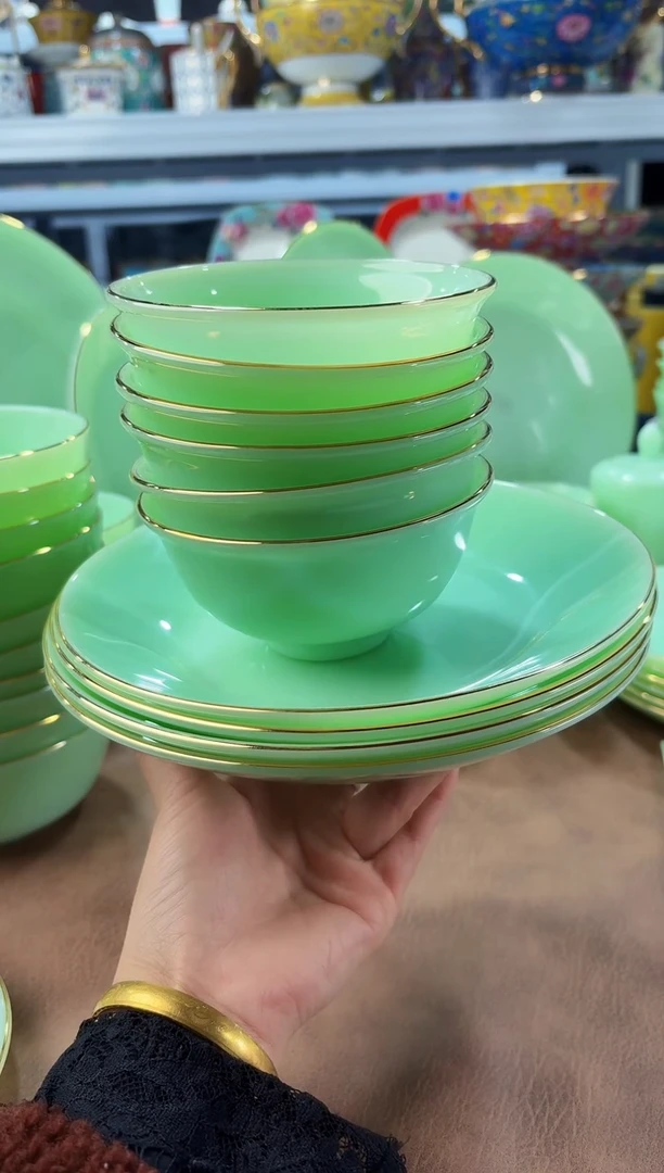 玉瓷8英寸盘4只盘4.5英寸碗6只碗