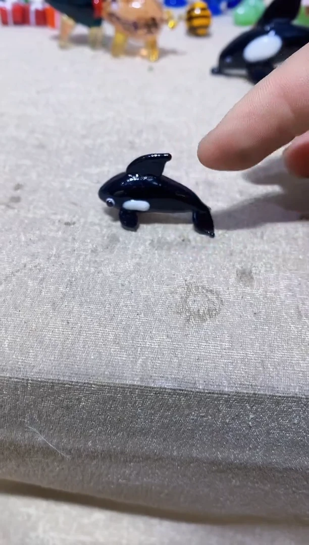 【闪购商品】琉璃手工艺品小虎鲸