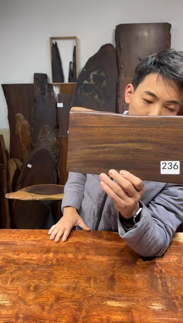 风车木（黑檀木）尺寸28*-15*2编号236