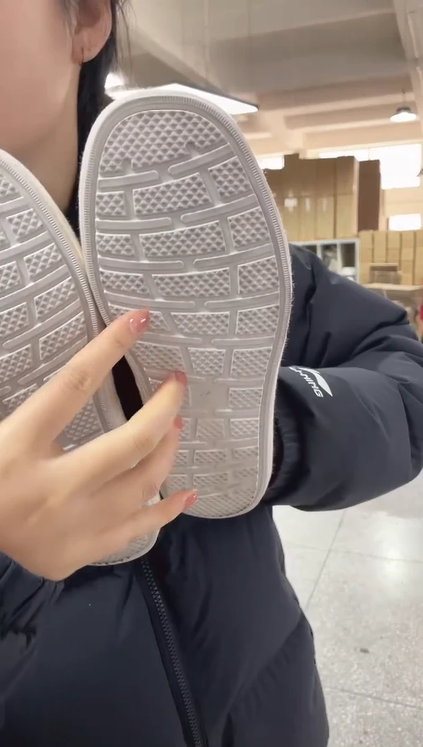 微瑕 布底白贴片黑色棉鞋38码20号