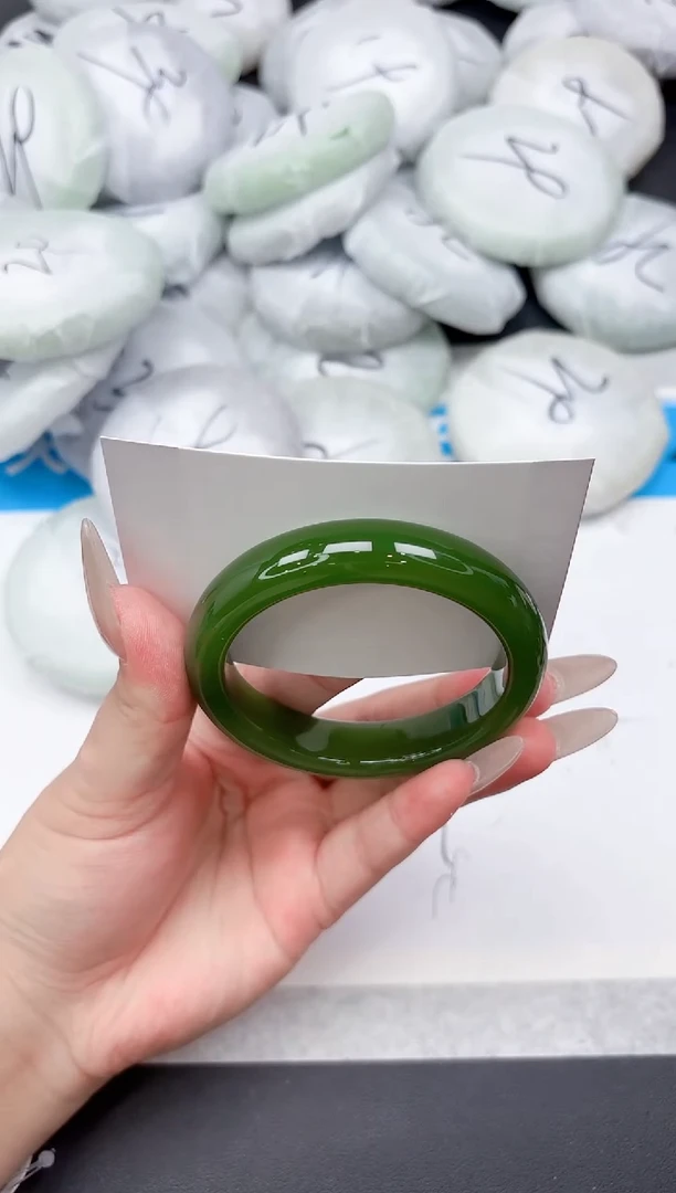 未镶嵌手镯石英质玉343-56.3