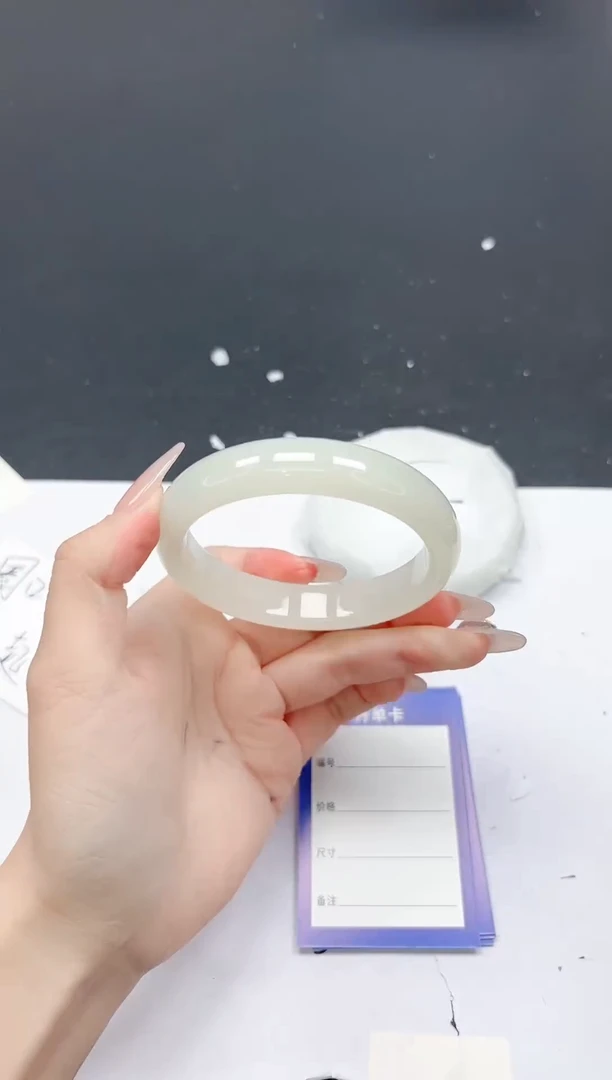 未镶嵌手镯石英质玉396/616263