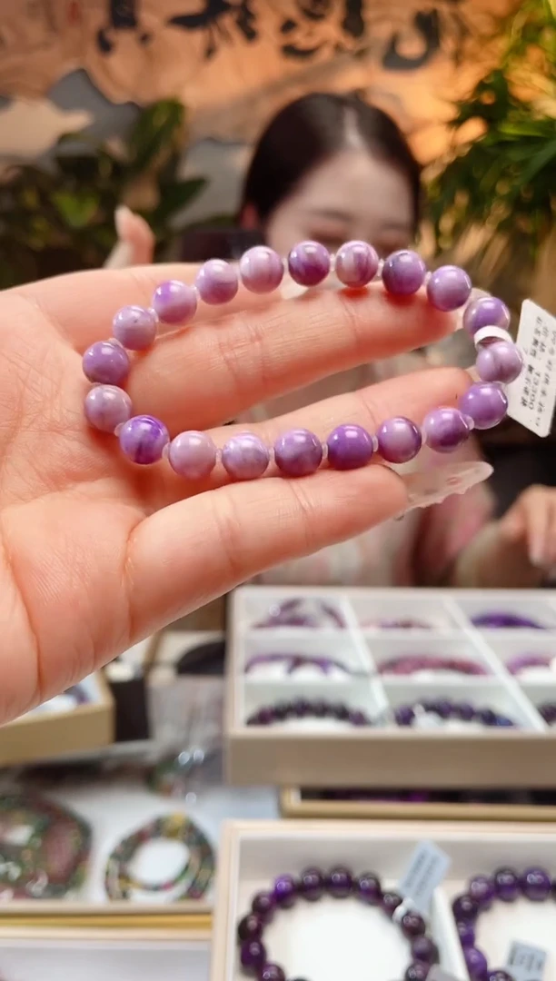 未镶嵌苏纪石（舒俱来）手链手链8.5mm+