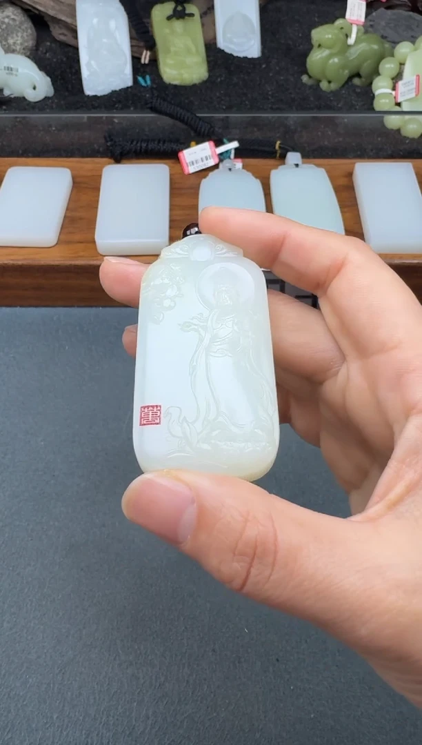 颈饰未镶嵌和田玉2