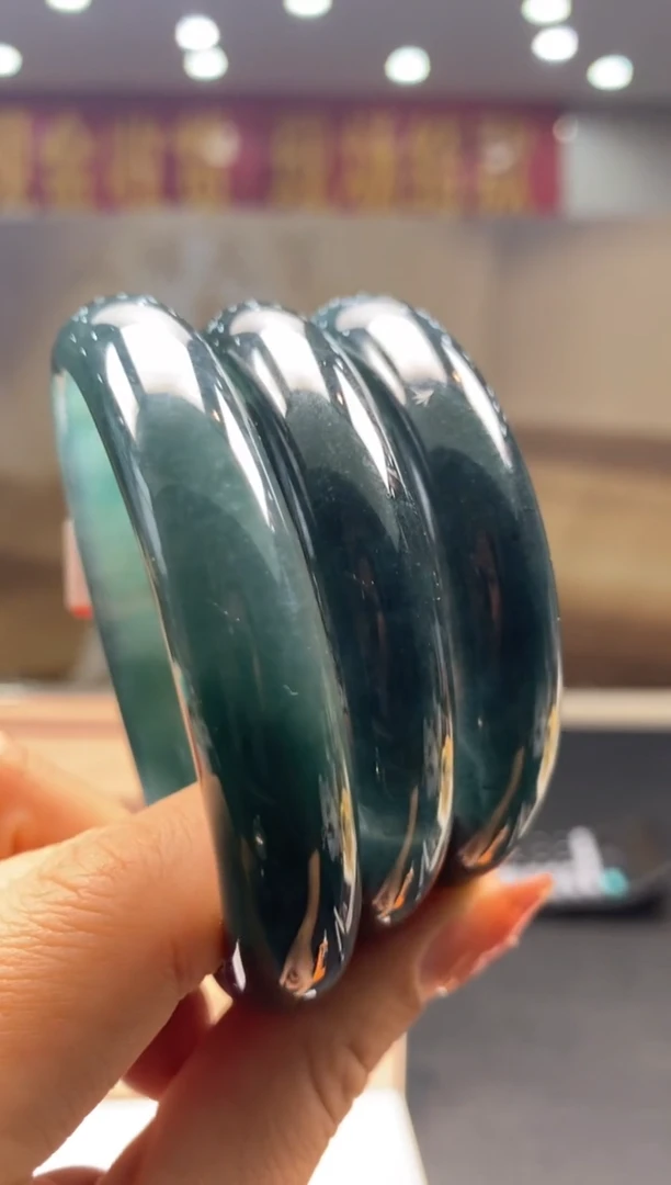 【闪购商品】定制翡翠未镶嵌多样性发货【只发一件】*q27