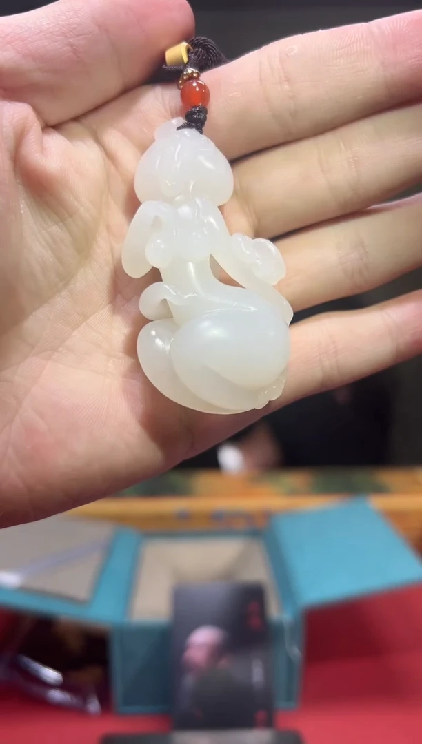未镶嵌和田玉挂件蘭***玉玉美人