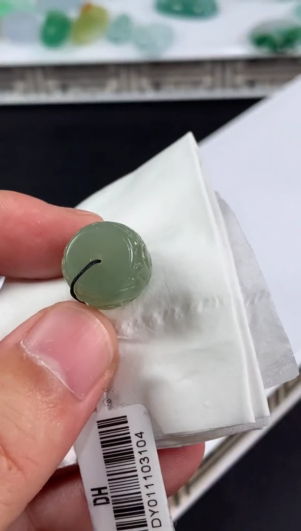 未镶嵌定制翡翠一****米翡翠