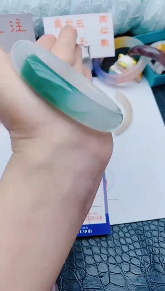 石英质玉手镯未镶嵌x114+62-63