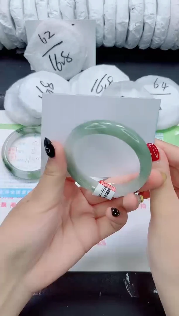 未镶嵌手镯石英质玉077-54
