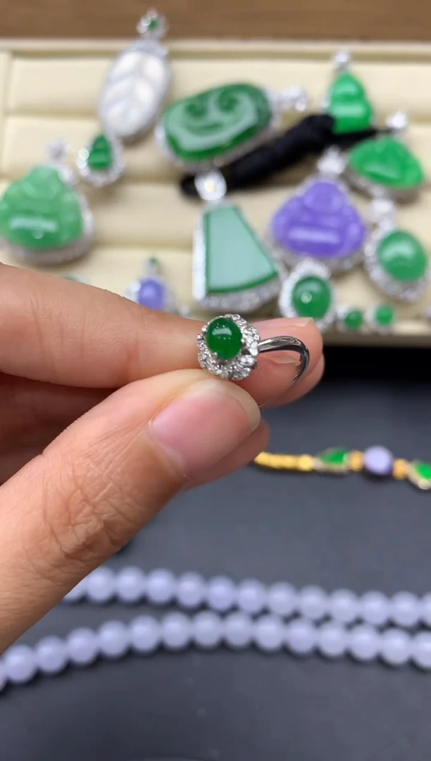 翡翠戒指18K金镶嵌206-中国好珍宝