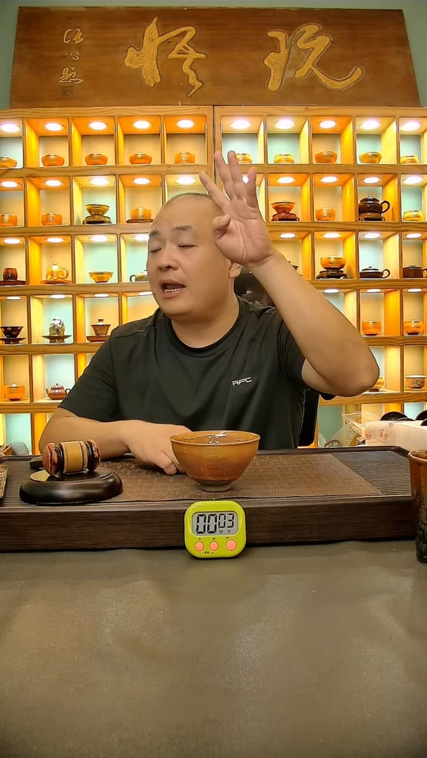 茶盏生*人810.。。。