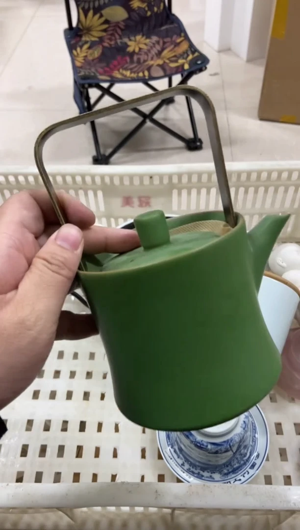 无运费险有瑕疵的摄影的产品有使用过的痕迹有点脏介意勿拍