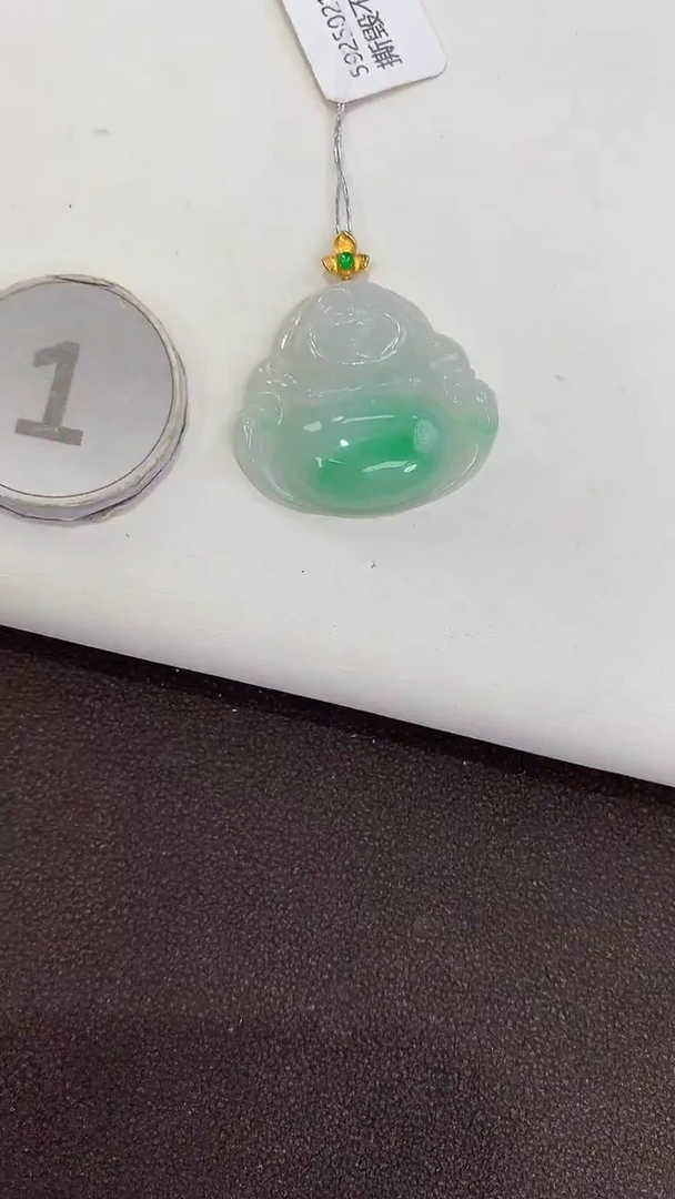 颈饰18K金镶嵌翡翠天然缅甸a货翡翠