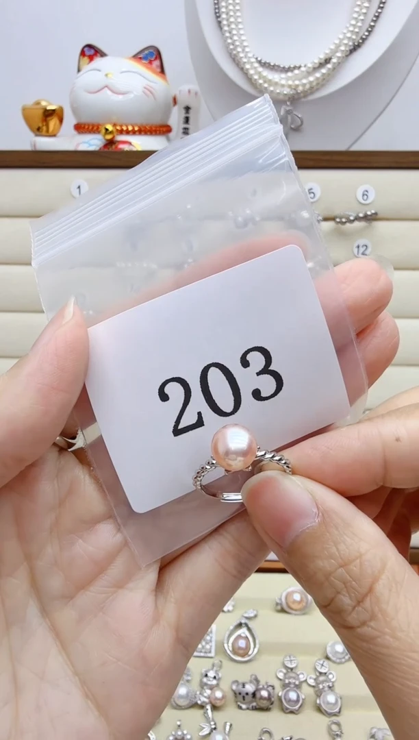银S925镶嵌戒指淡水珍珠手****8203