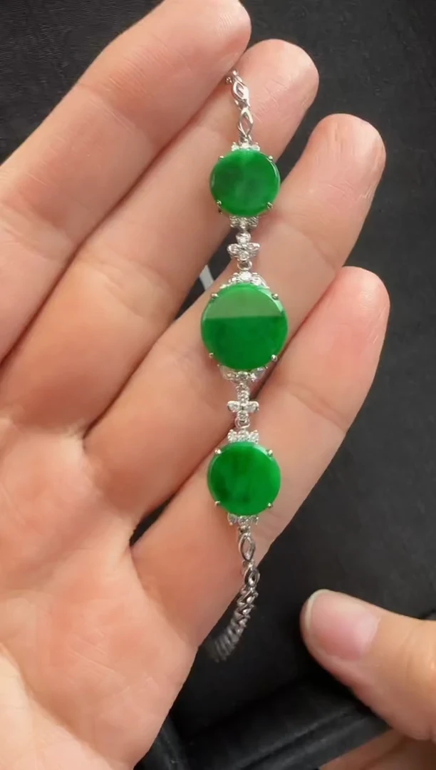 【闪购商品】翡翠手链18K金镶嵌930无事牌一条