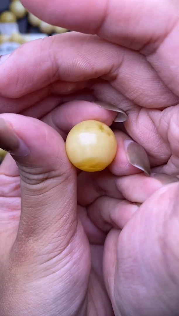 裸石琥珀未镶嵌大小姐珠宝7