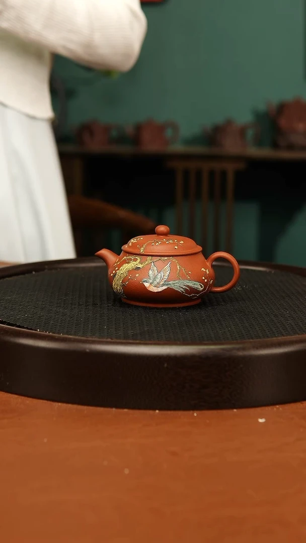 紫砂茶宠770宫廷画师.高货朱泥明炉壶