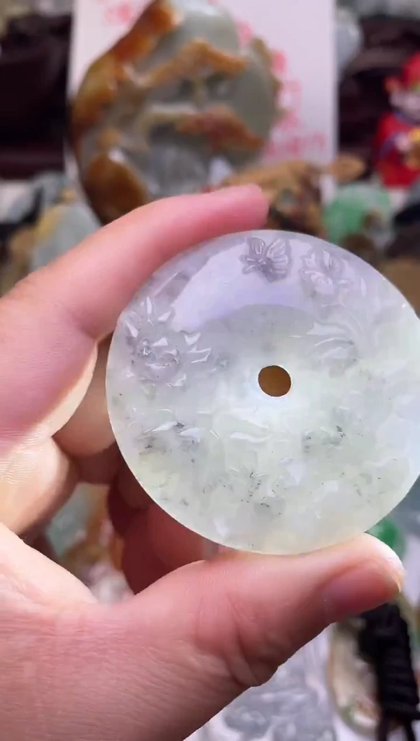 颈饰未镶嵌翡翠扣子