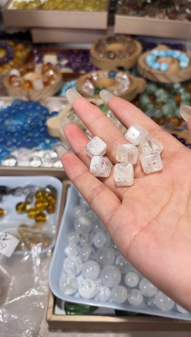 水晶手串未镶嵌J39雪花方糖卡11一个