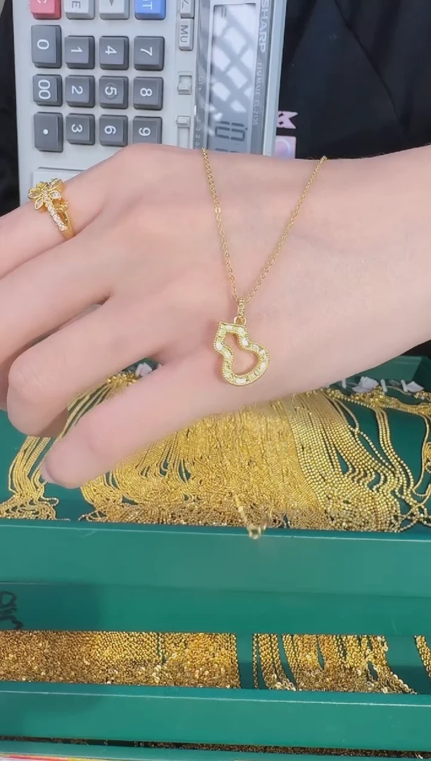 福利 固定闪o 45长 1.08 镂空葫芦吊坠 0.4（附带礼盒包装）