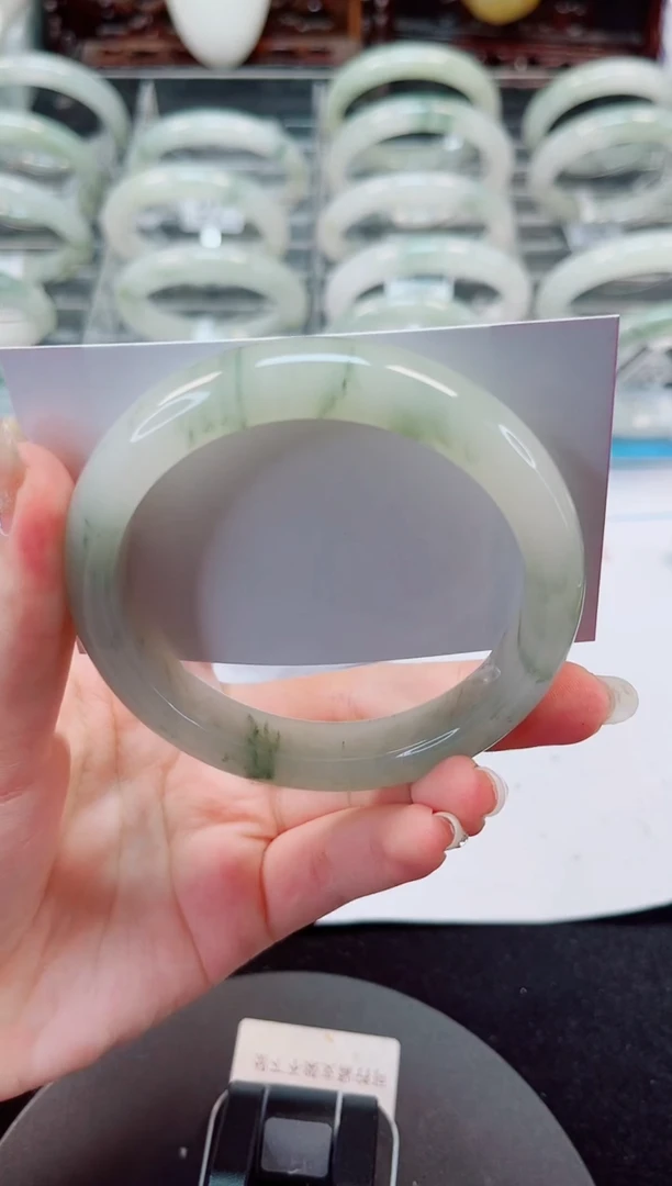 未镶嵌手镯石英质玉64-59/60