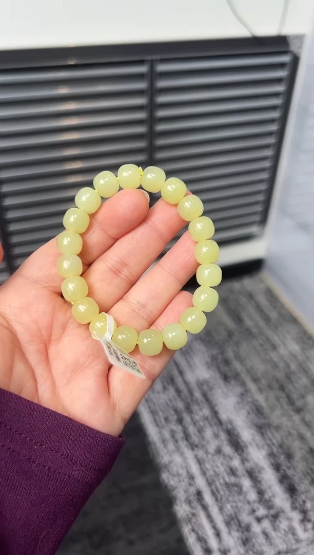 未镶嵌手串和田玉若羌料黄口老型珠手串卡9*10