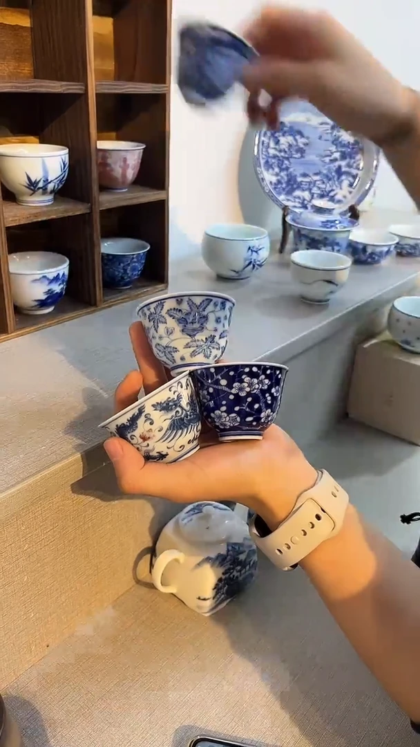 景德镇高温瓷四只铃铛杯