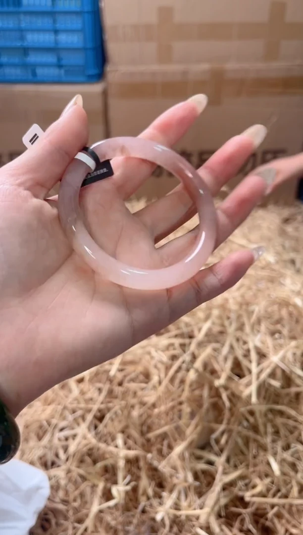 未镶嵌手镯石英质玉J-1370