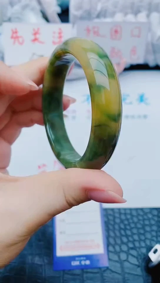 未镶嵌手镯石英质玉w220+55-56-57