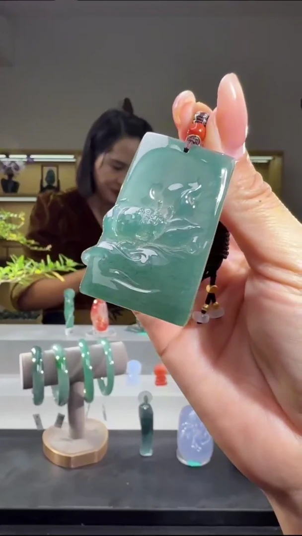 吊坠(不含链)未镶嵌翡翠花牌