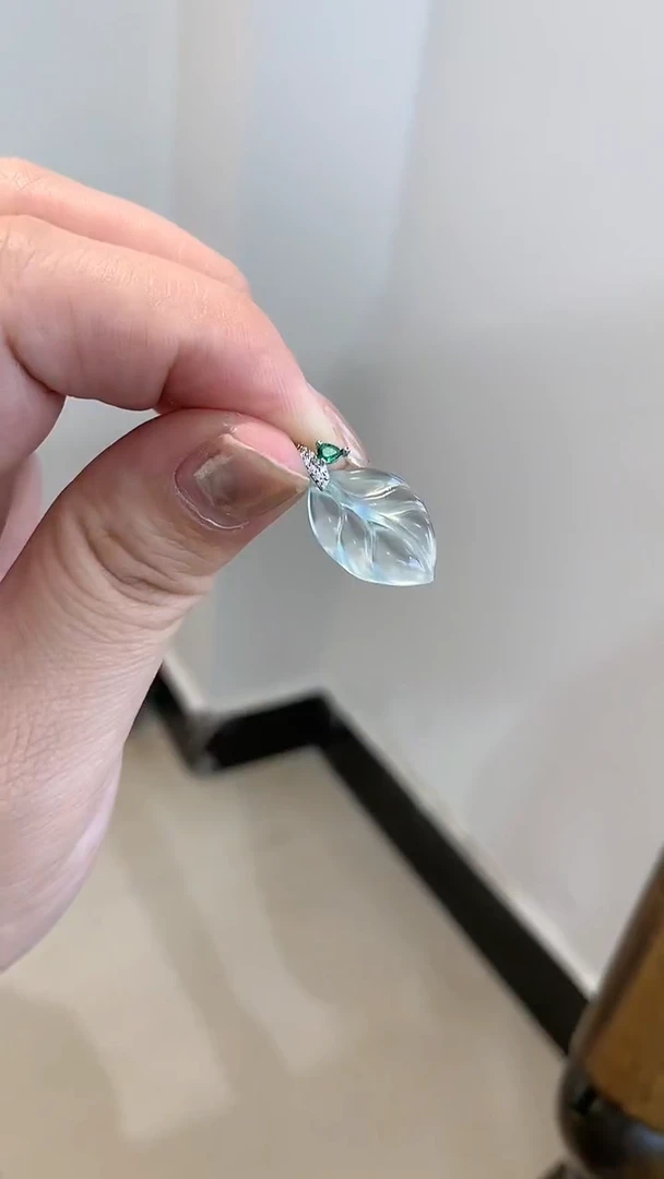 未镶嵌蛇纹石玉吊坠(不含链)叶子