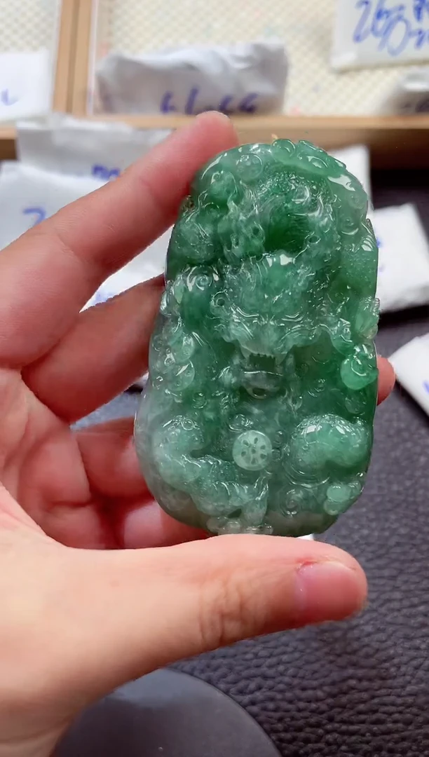 颈饰未镶嵌翡翠00007933