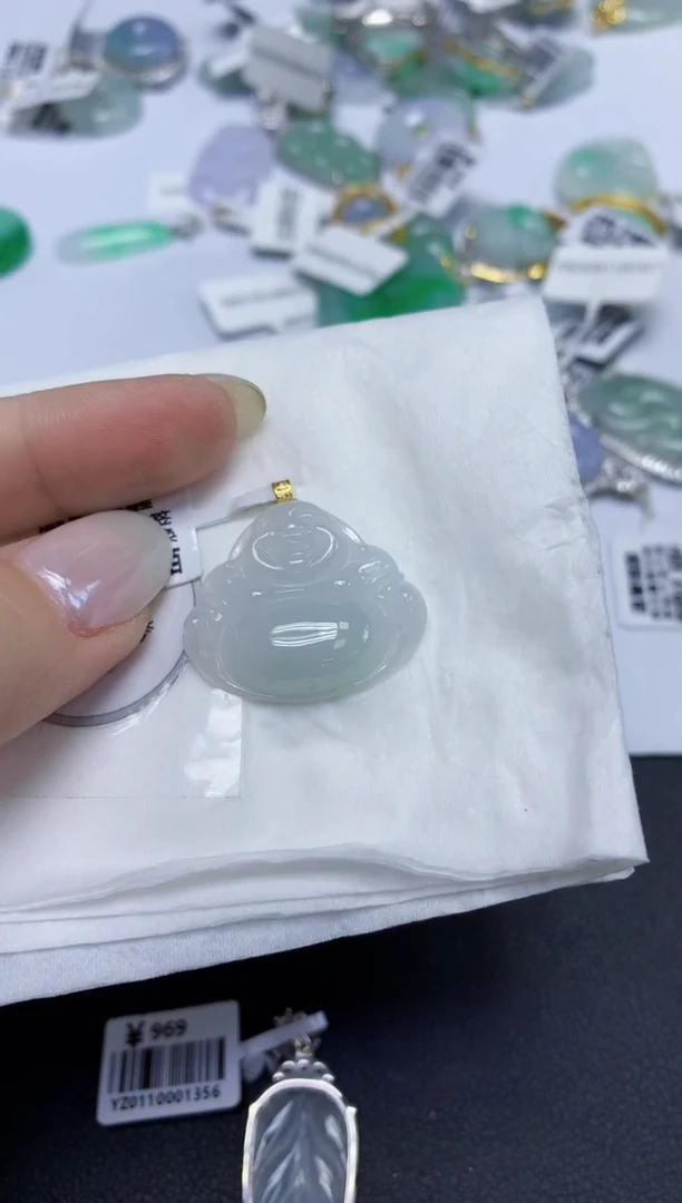 颈饰18K金镶嵌翡翠天然缅甸翡翠A货百元以上9元证书费自理