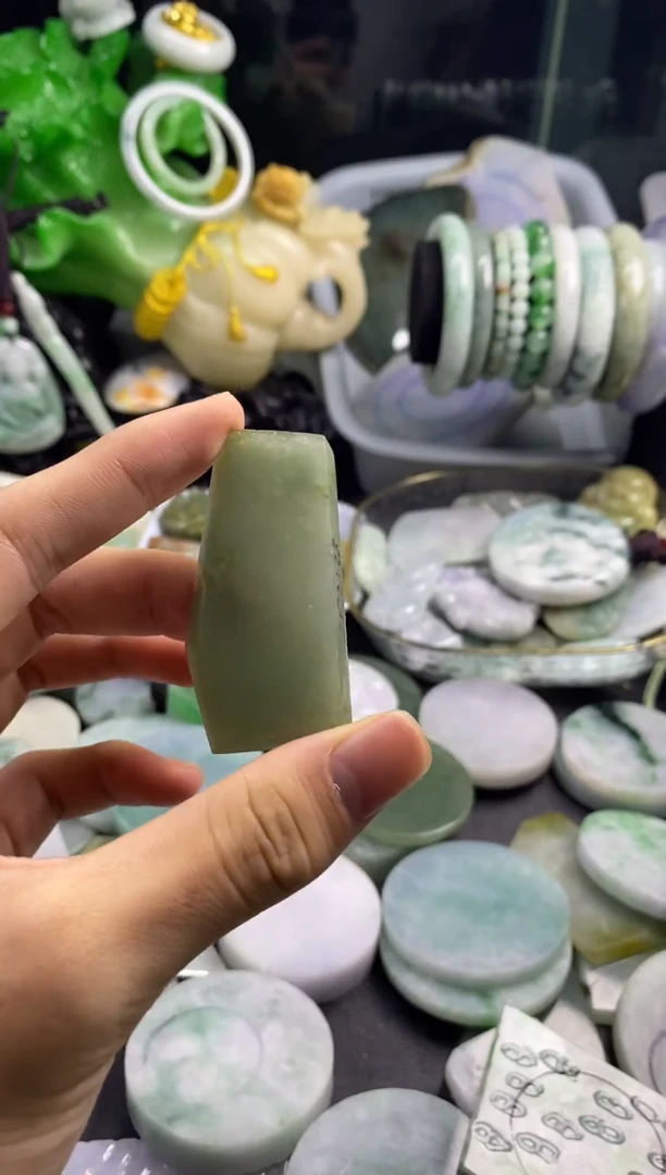 散珠翡翠A货翡翠17