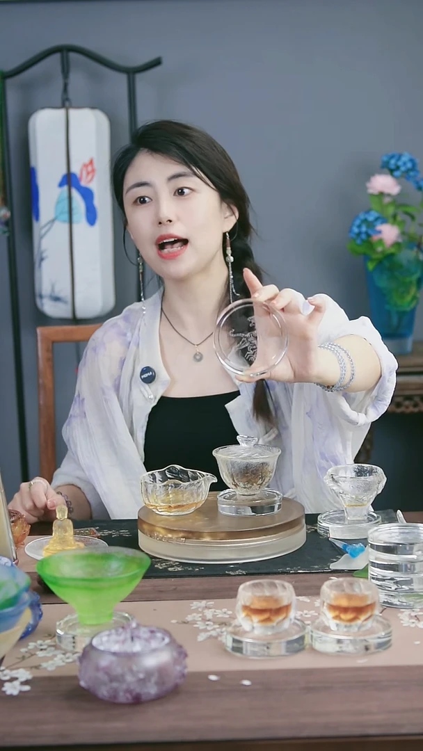 琉璃手工艺品K9水晶老虎内雕画水晶杯垫