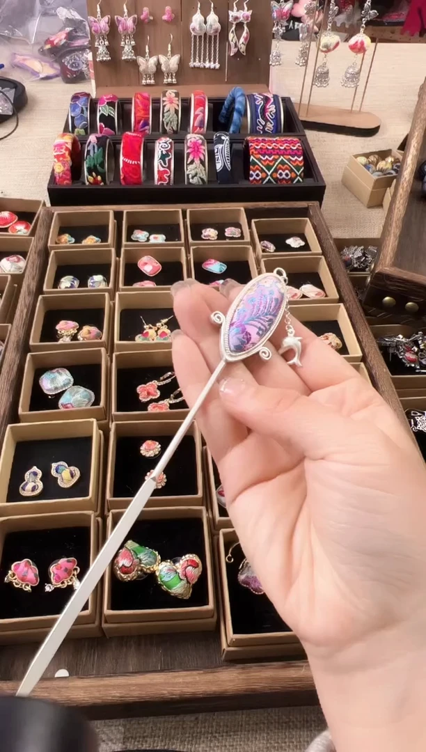 【闪购商品】织绣民族风老绣饰品346