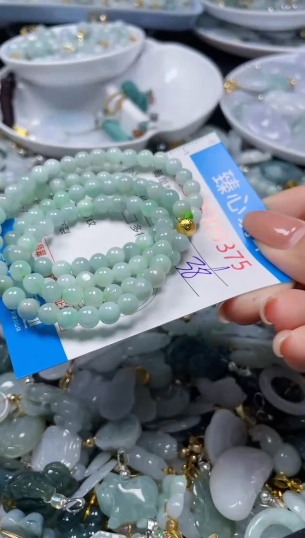 吊坠(不含链)未镶嵌翡翠9375