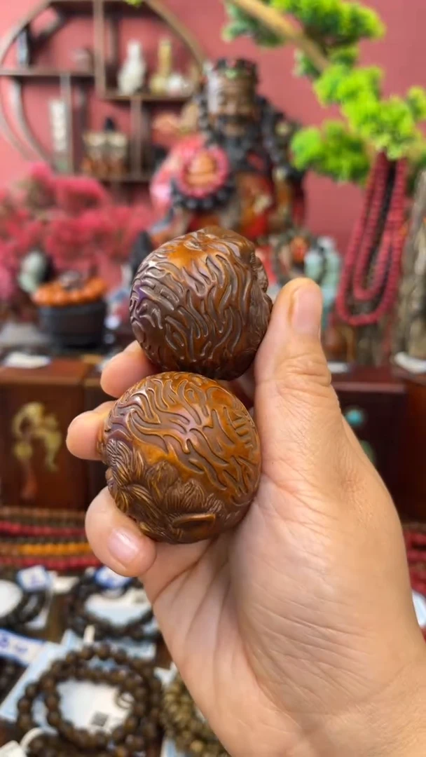 【闪购商品】妍妍清空编号：23-雕刻虎手球-黄杨木