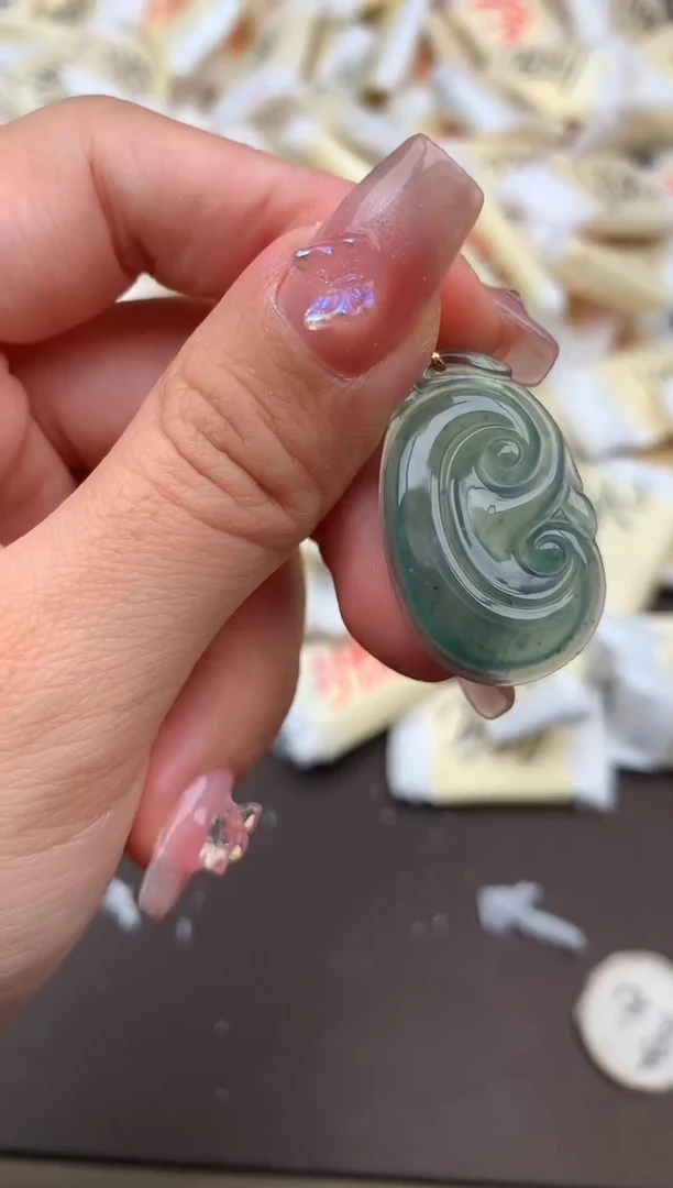 翡翠挂件18K金镶嵌 一福利