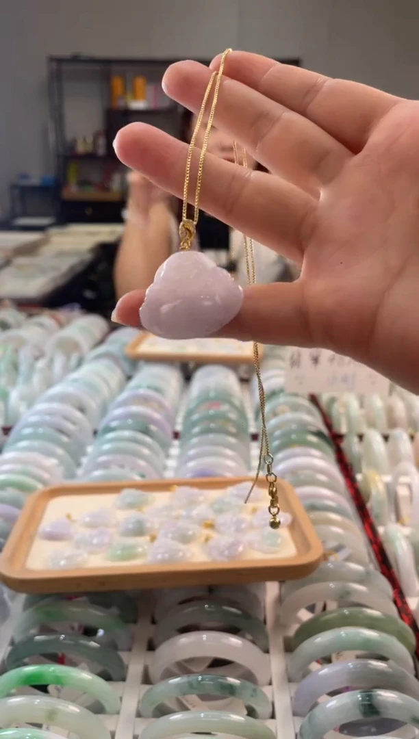 颈饰未镶嵌翡翠多样性发一