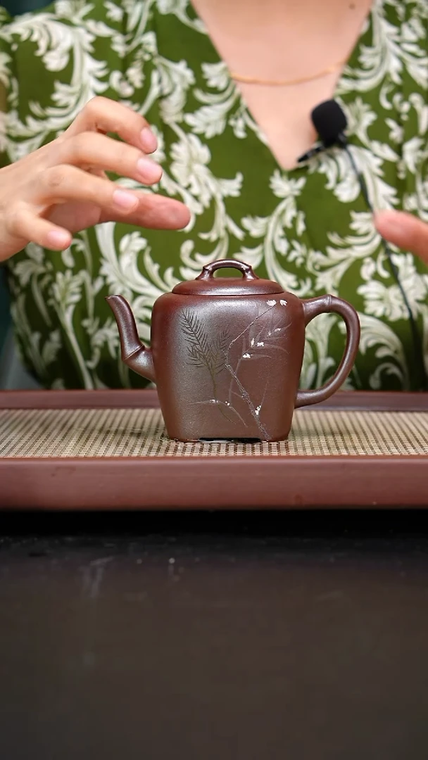 茶壶紫砂红皮龙柴烧四方壶泥绘