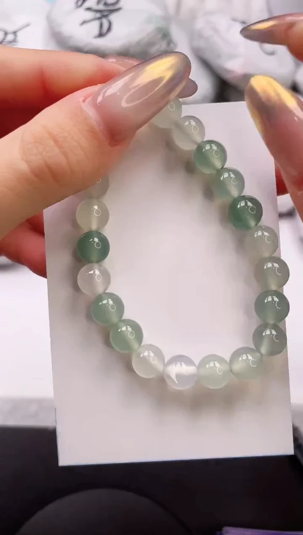 【闪购商品】石英质玉手镯未镶嵌新款绿色手链SL66随机发