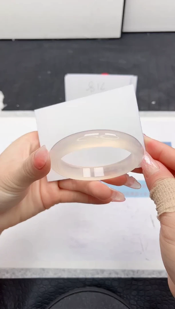 【闪购商品】石英质玉手镯未镶嵌138-54